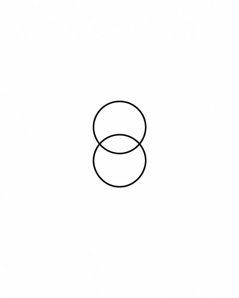 Minimalist overlapping circles tattoo design, for a finger